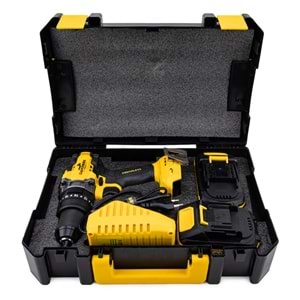 Akülü Vidalama DT04D